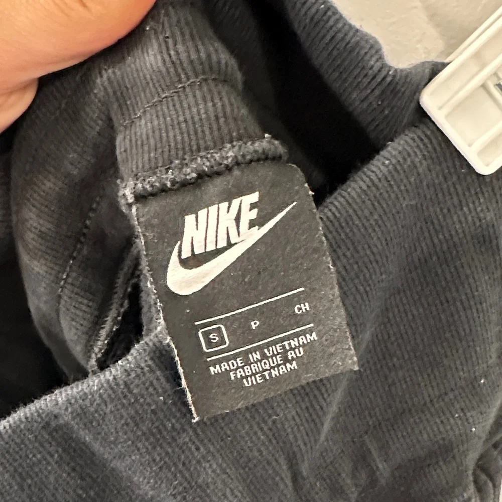 Nike Women's Black Joggers with White Logo - Picture 2 of 3